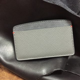 Grey saffiano leather cardholder with alcantara lining